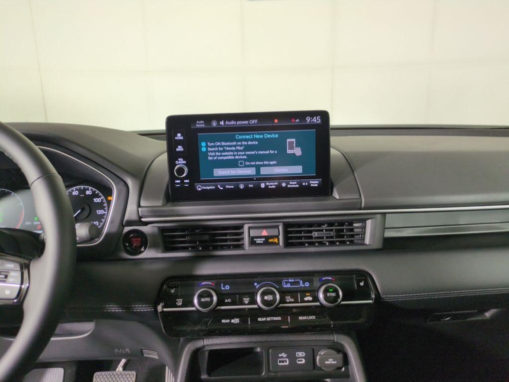 new 2025 Honda Pilot car, priced at $49,872