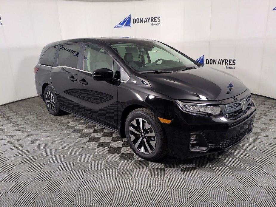 new 2025 Honda Odyssey car, priced at $43,315