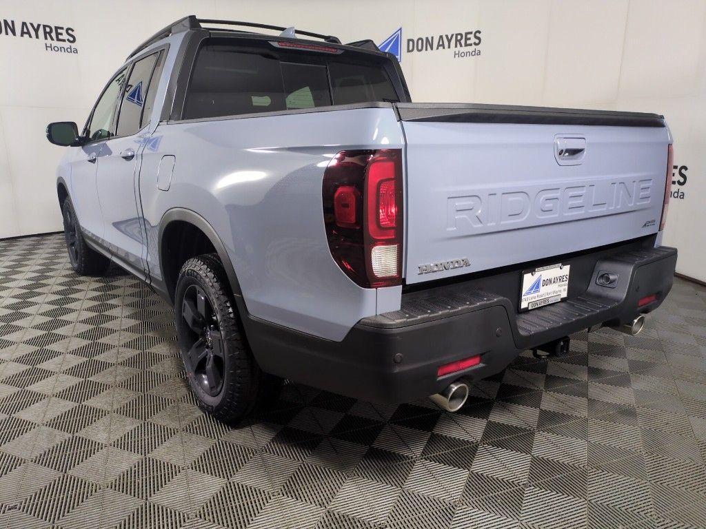 new 2025 Honda Ridgeline car, priced at $49,400