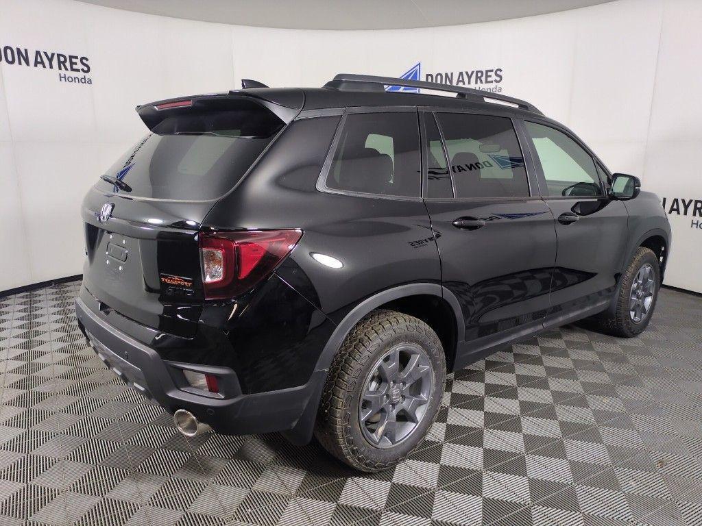 new 2025 Honda Passport car, priced at $46,395