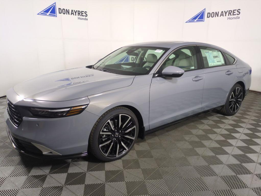 new 2025 Honda Accord Hybrid car, priced at $38,540