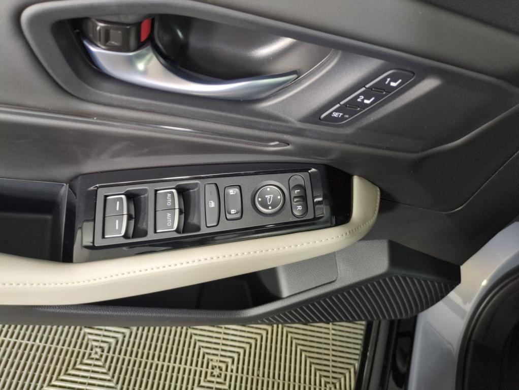 new 2025 Honda Accord Hybrid car, priced at $38,540