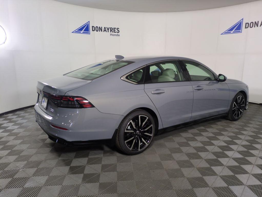 new 2025 Honda Accord Hybrid car, priced at $38,540