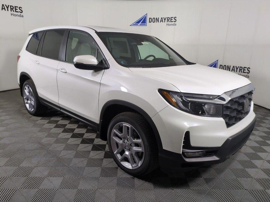 new 2025 Honda Passport car, priced at $44,250