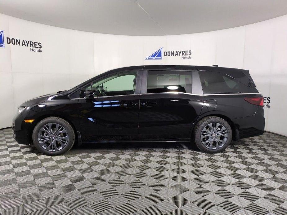 new 2025 Honda Odyssey car, priced at $48,005