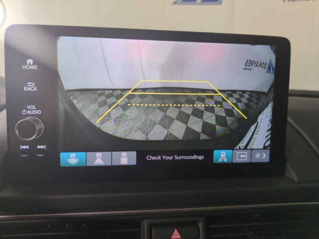 new 2025 Honda Pilot car, priced at $48,049