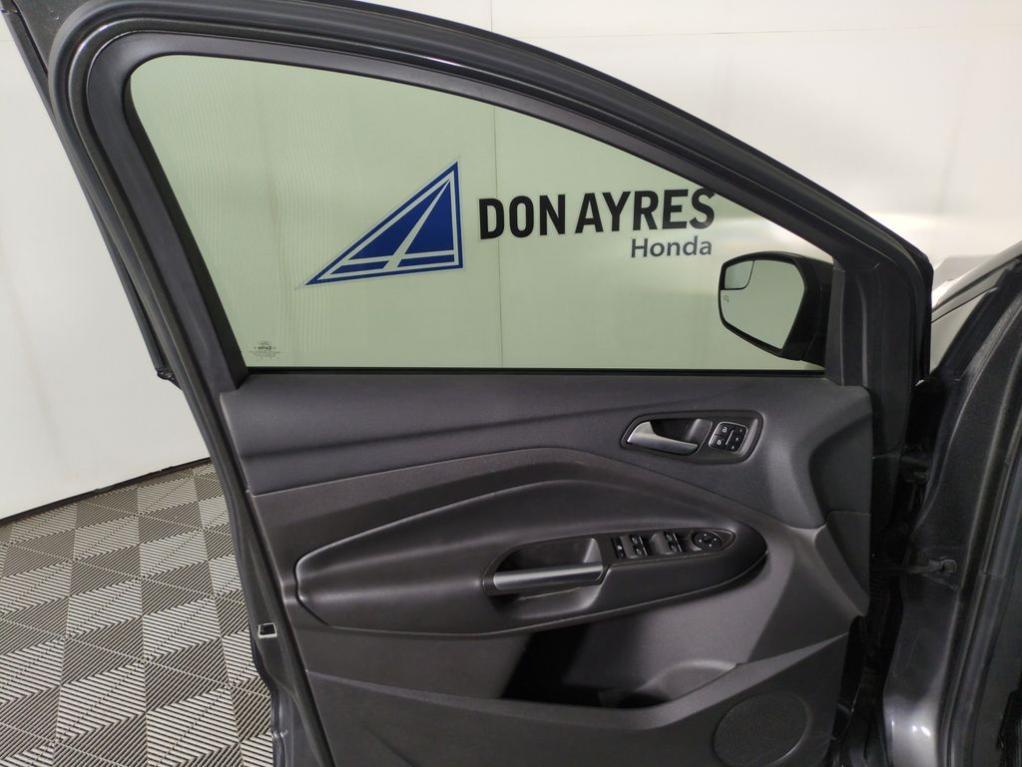 used 2018 Ford Escape car, priced at $15,995