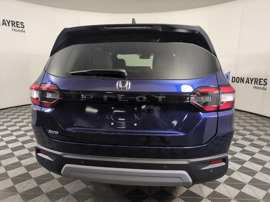 new 2025 Honda Pilot car, priced at $46,995