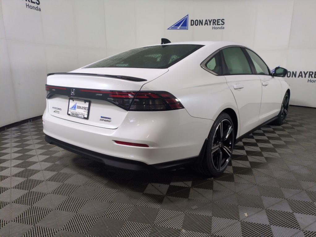 new 2025 Honda Accord Hybrid car, priced at $34,188
