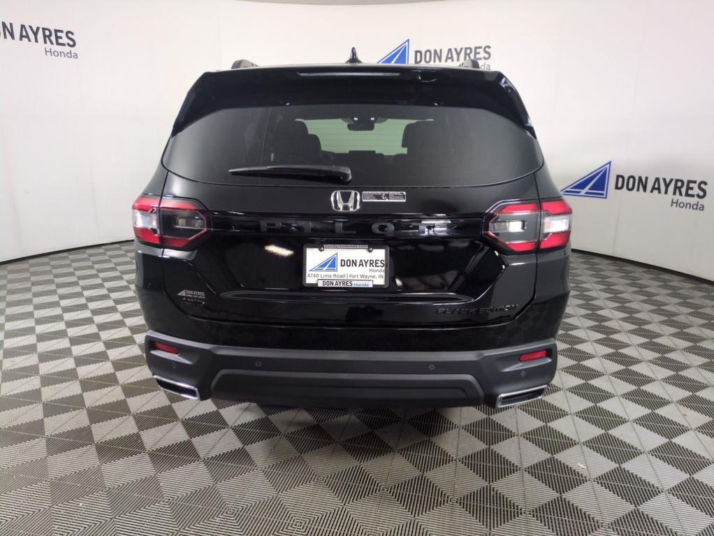 new 2025 Honda Pilot car, priced at $56,234