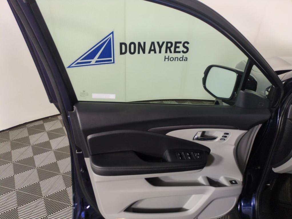 used 2023 Honda Ridgeline car, priced at $32,899