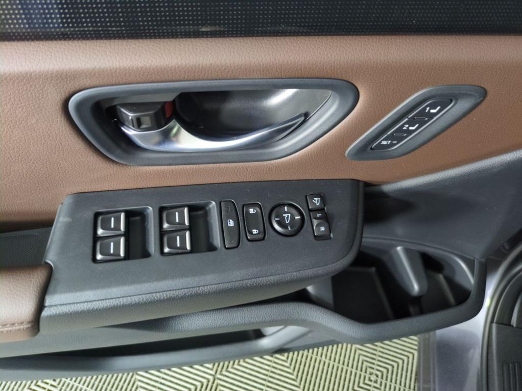 new 2025 Honda Pilot car, priced at $55,574