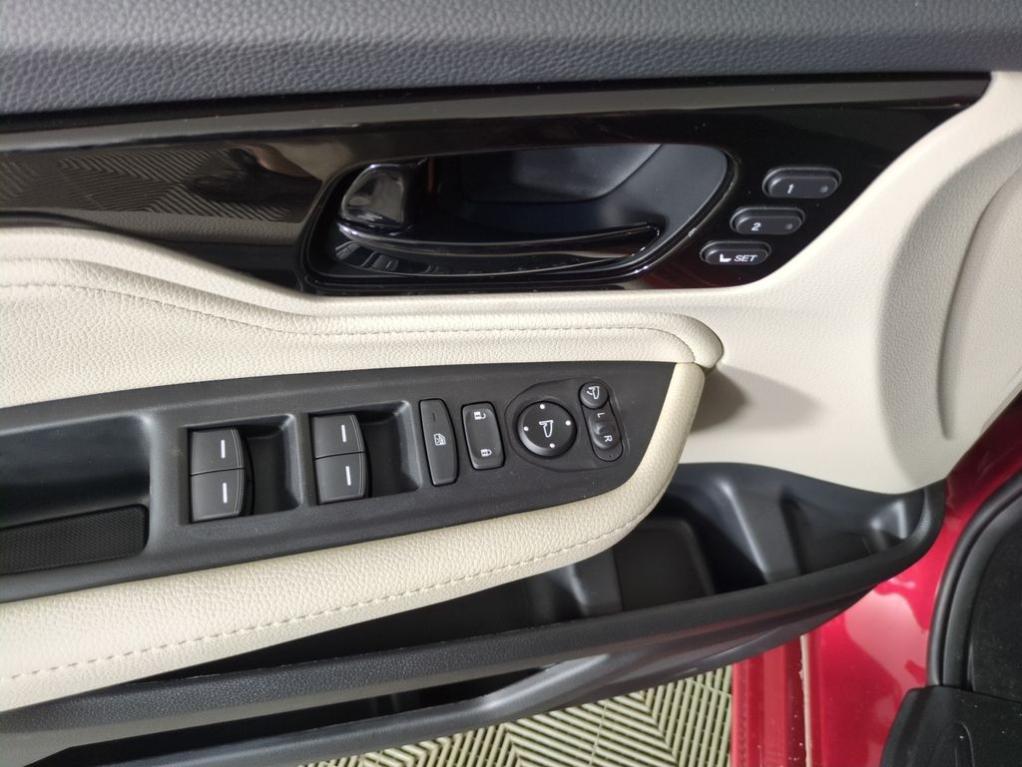 new 2025 Honda Odyssey car, priced at $54,084