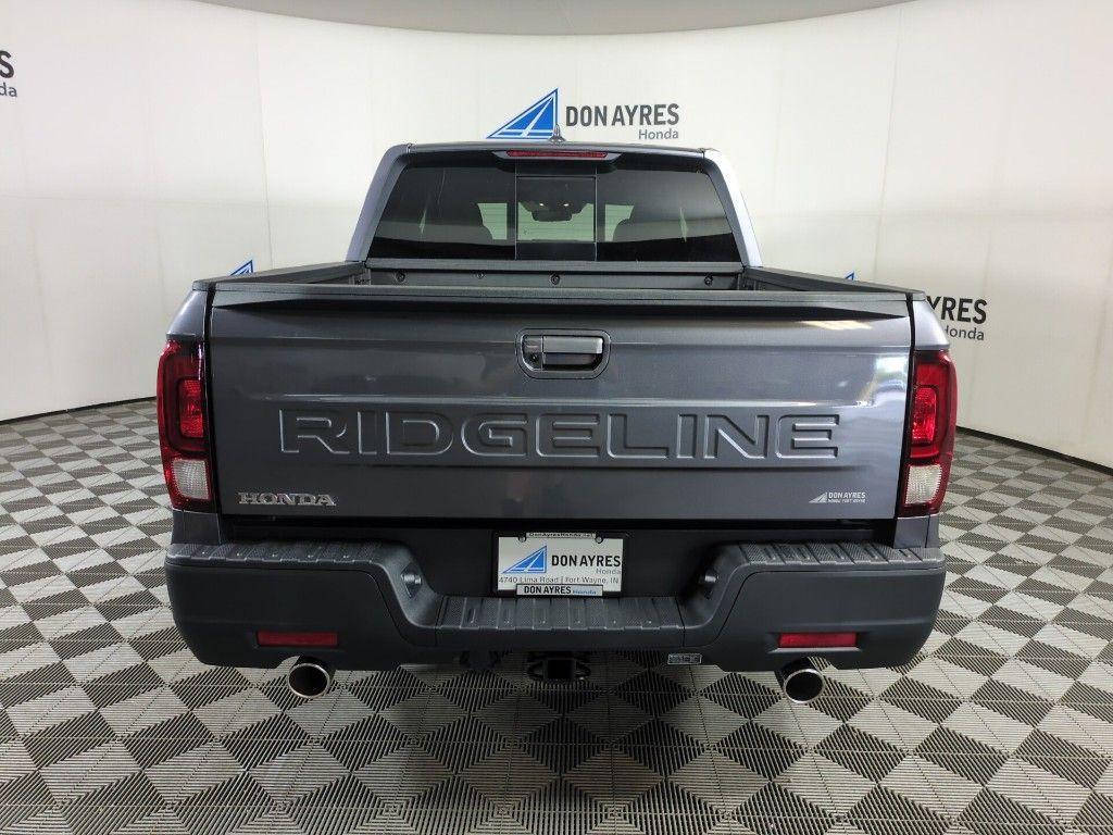 new 2025 Honda Ridgeline car, priced at $46,675