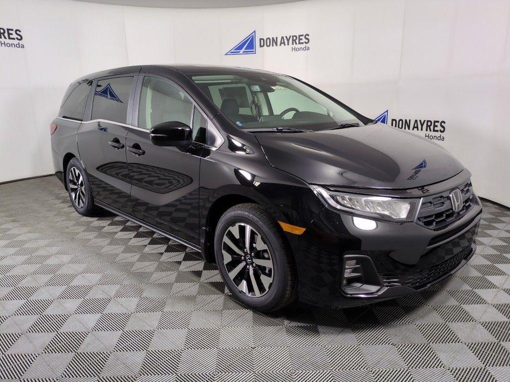 new 2025 Honda Odyssey car, priced at $43,315