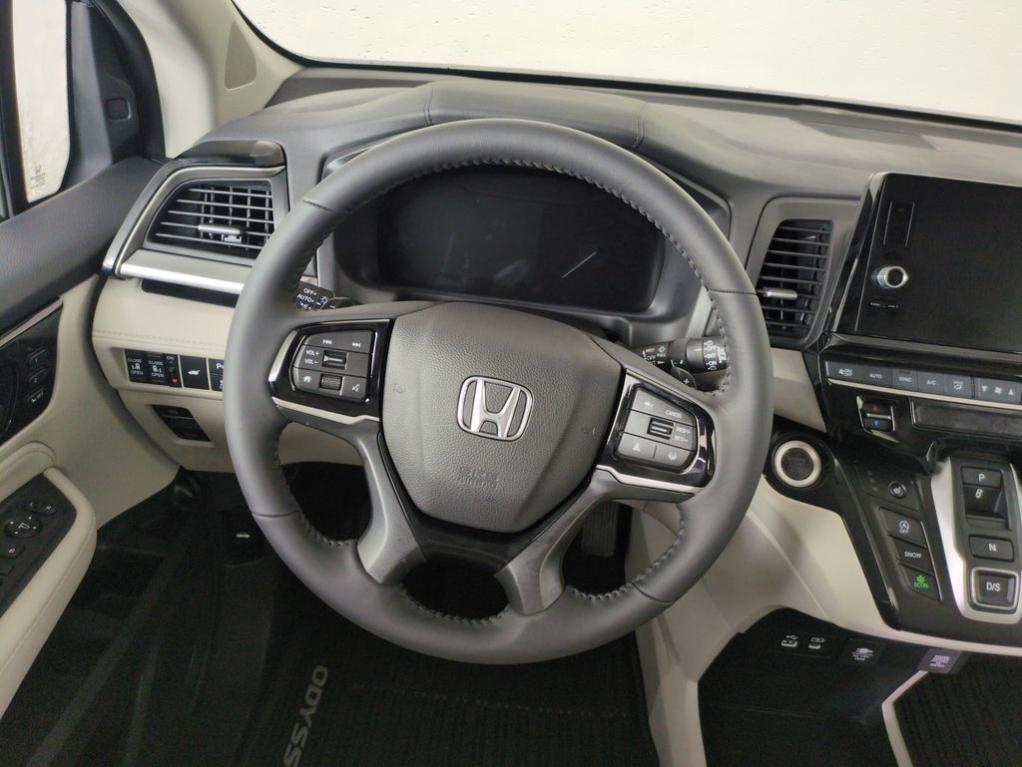new 2026 Honda Odyssey car, priced at $51,384