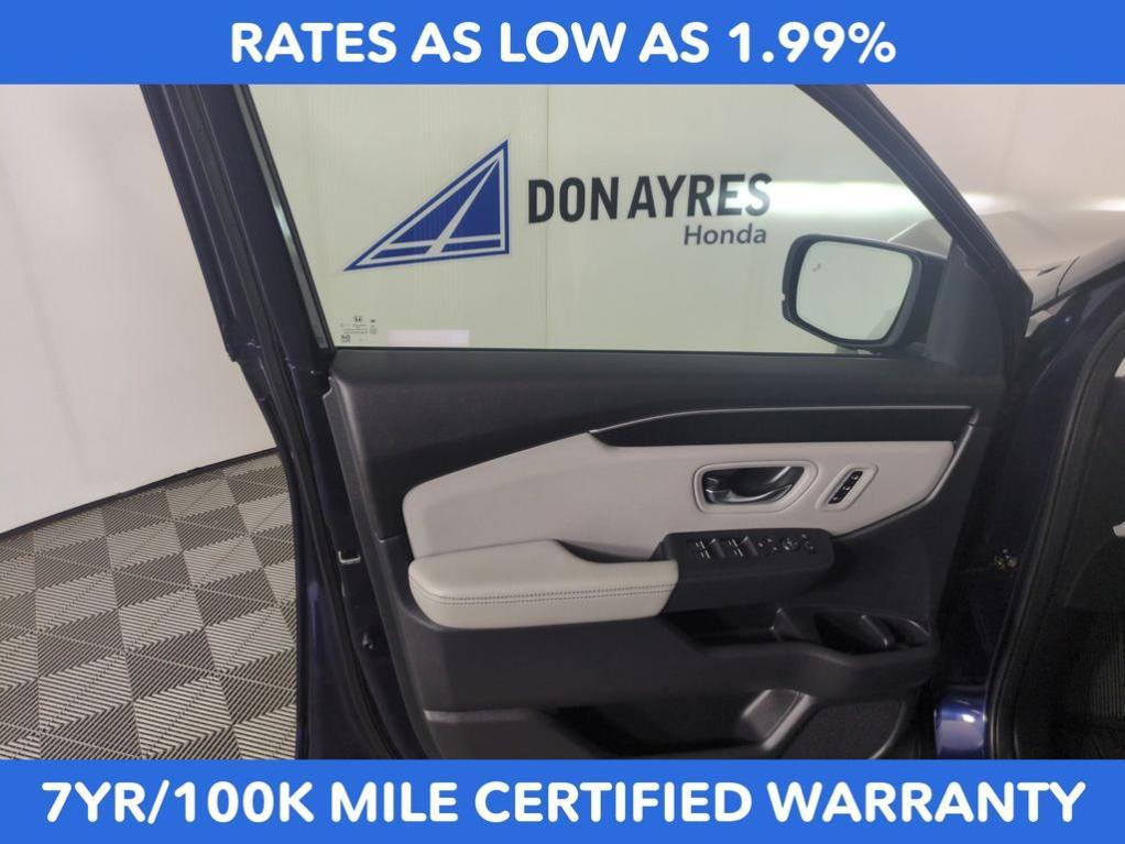 used 2023 Honda Pilot car, priced at $43,699