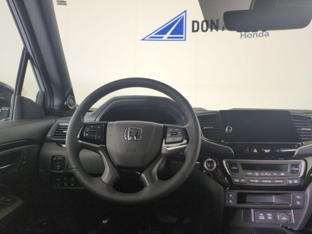new 2025 Honda Ridgeline car, priced at $47,155