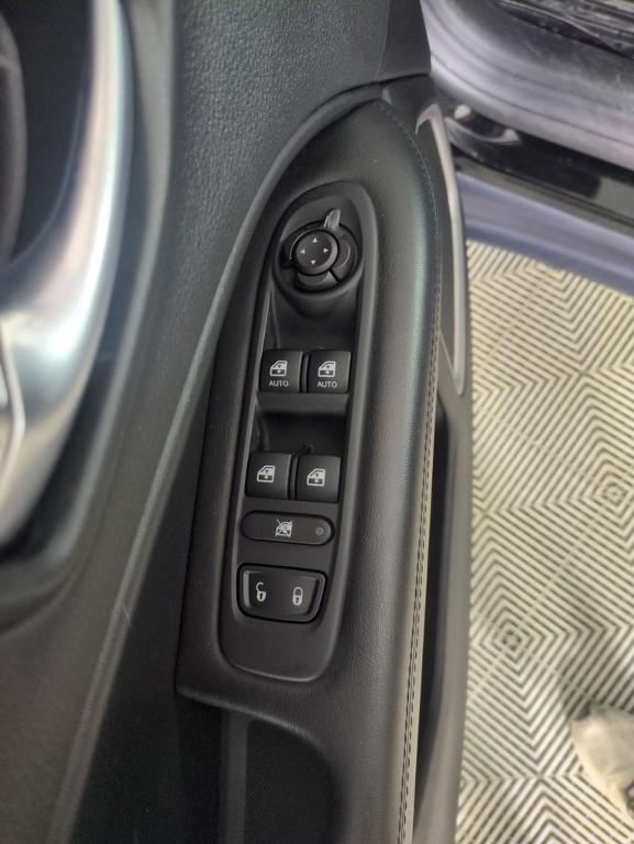 used 2020 Jeep Compass car, priced at $15,744