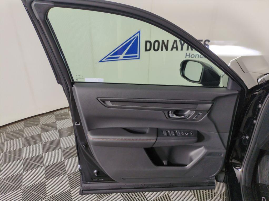new 2026 Honda CR-V Hybrid car, priced at $42,574