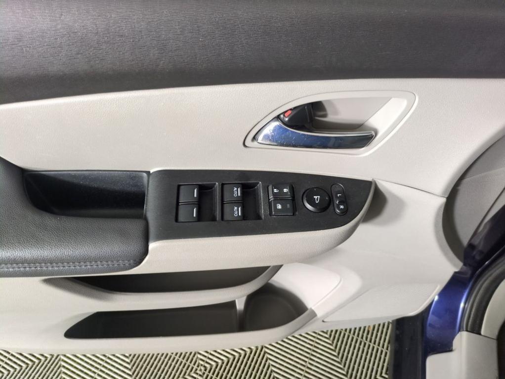 used 2016 Honda Odyssey car, priced at $13,999