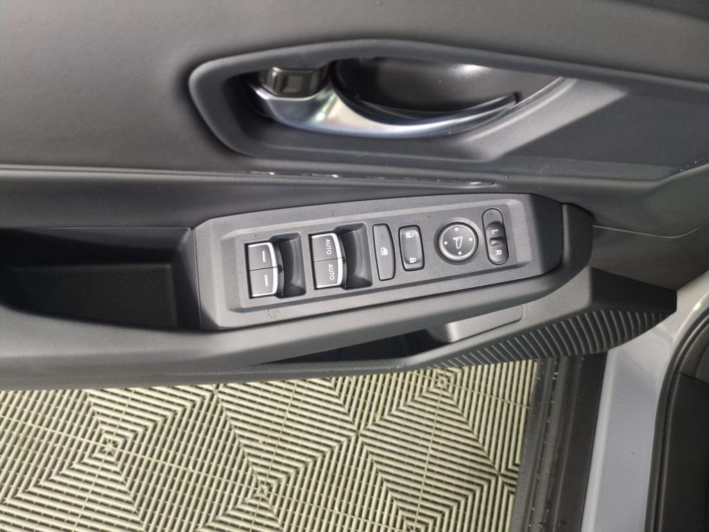 new 2025 Honda Accord car, priced at $33,064