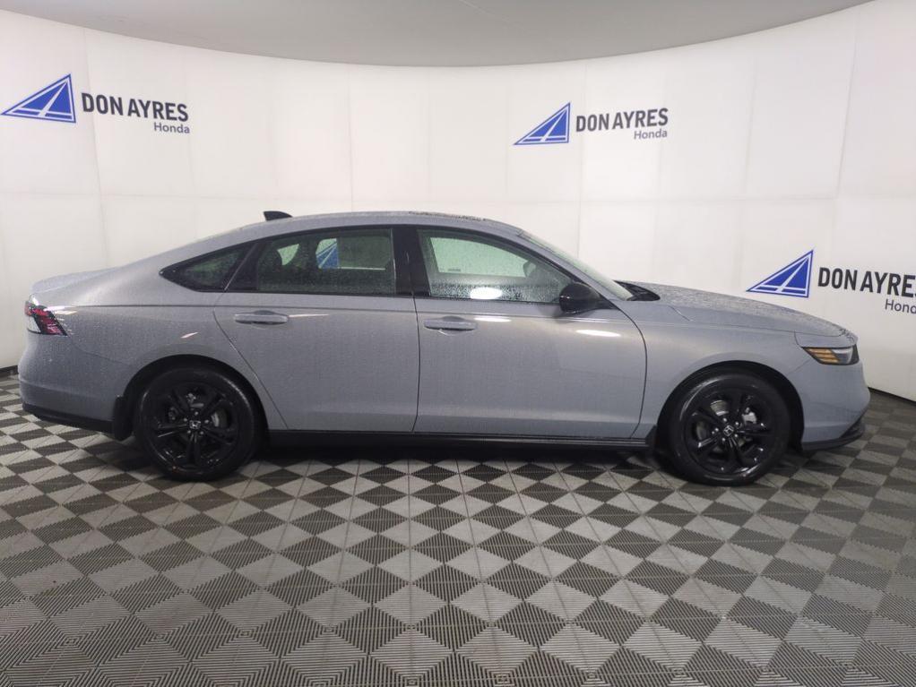 new 2025 Honda Accord car, priced at $33,064
