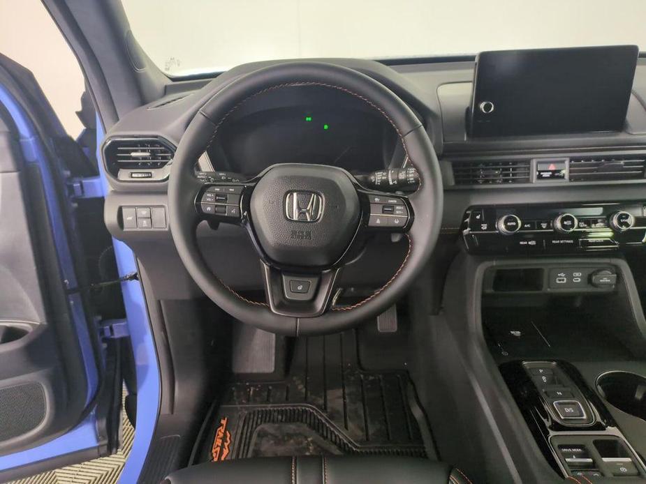 new 2025 Honda Pilot car, priced at $51,250