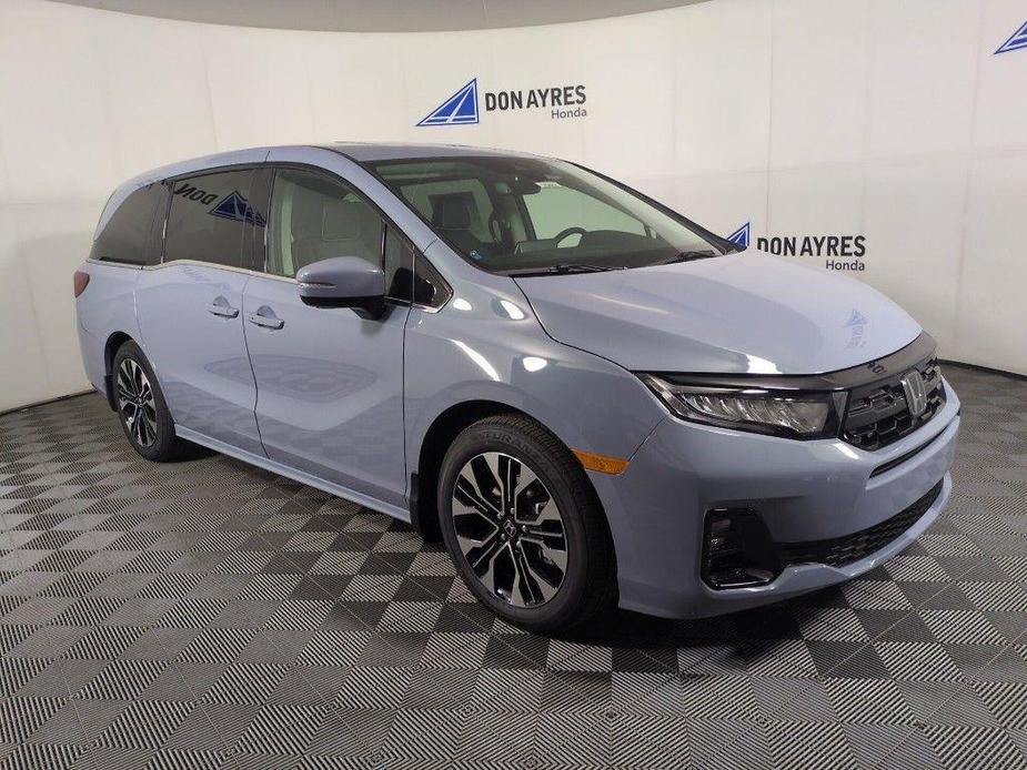 new 2025 Honda Odyssey car, priced at $52,730