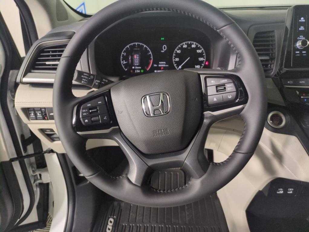new 2026 Honda Odyssey car, priced at $45,744
