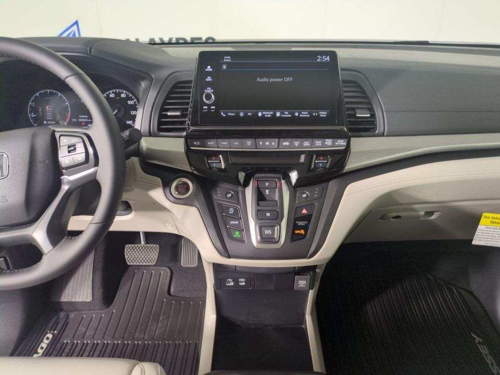 new 2026 Honda Odyssey car, priced at $45,744