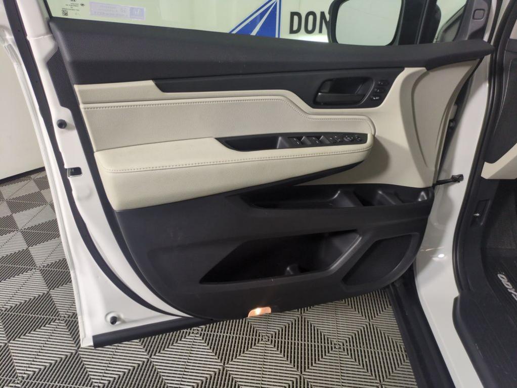 new 2026 Honda Odyssey car, priced at $45,744