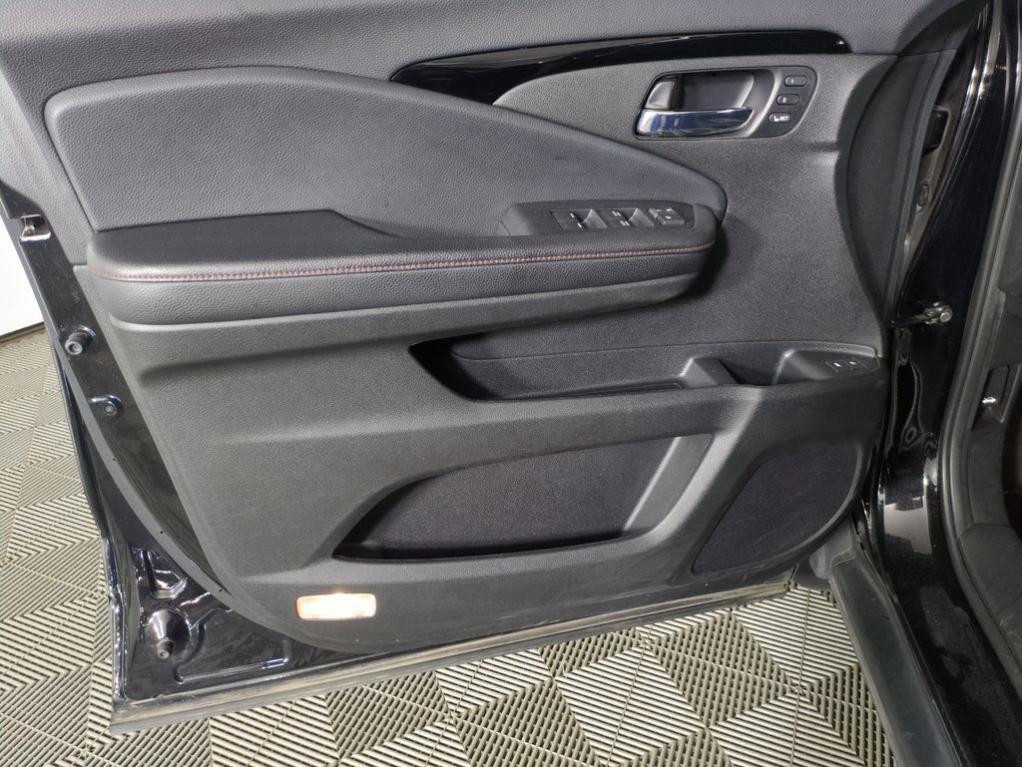used 2020 Honda Pilot car, priced at $24,552