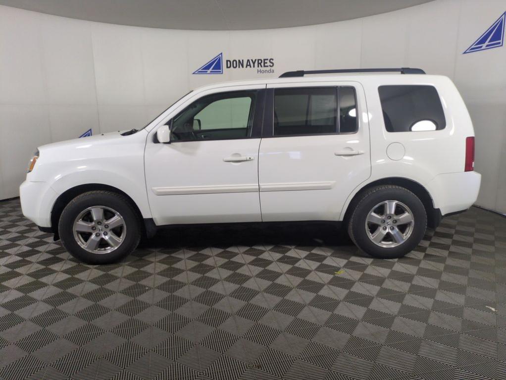 used 2011 Honda Pilot car, priced at $7,899