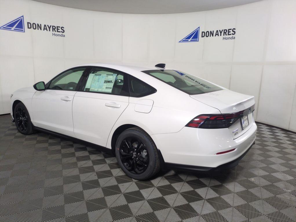 new 2025 Honda Accord car, priced at $31,194