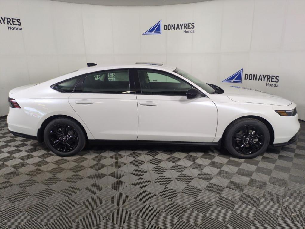 new 2025 Honda Accord car, priced at $31,194