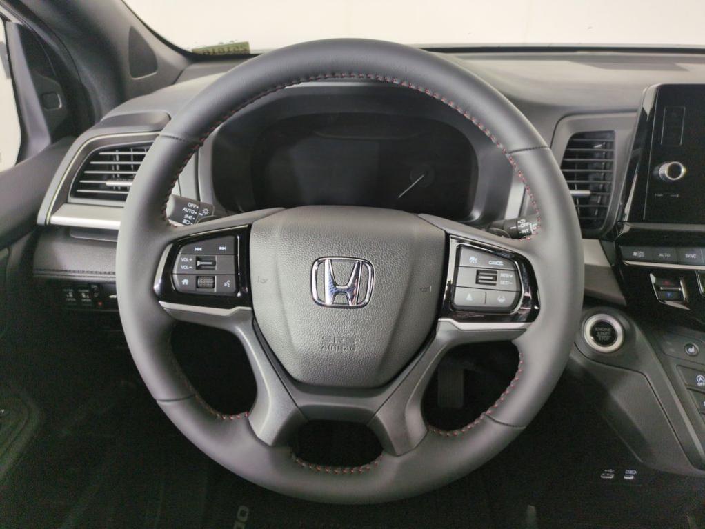 new 2025 Honda Odyssey car, priced at $45,275