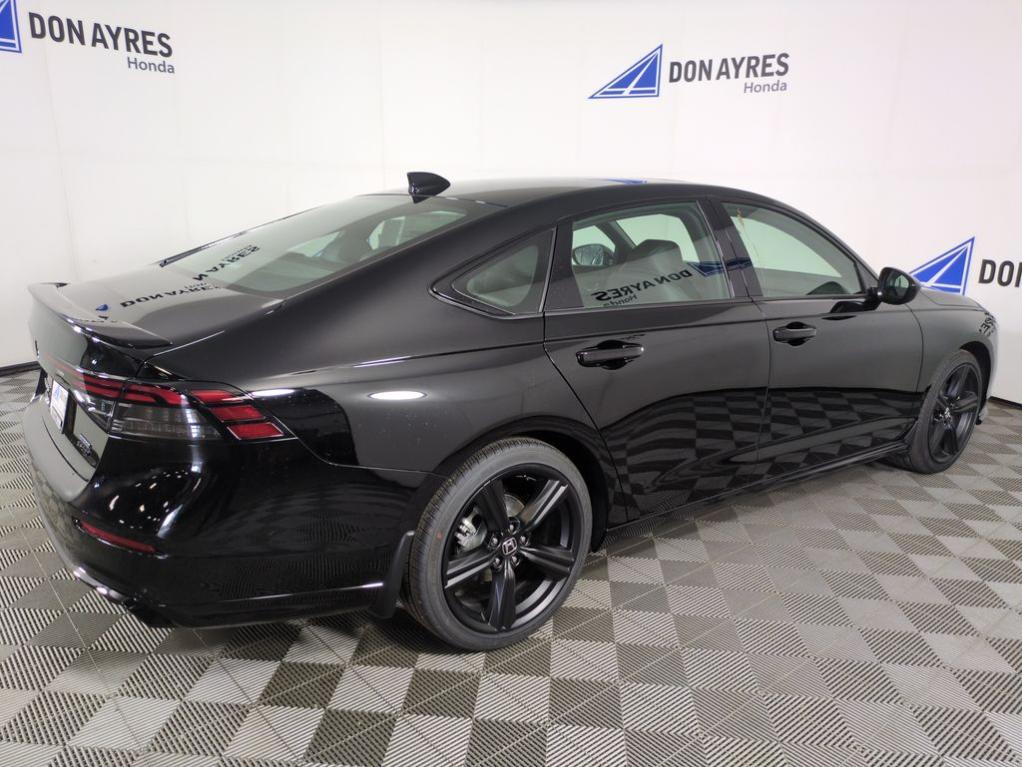new 2025 Honda Accord Hybrid car, priced at $37,424