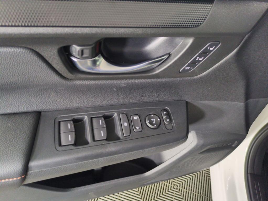 new 2026 Honda CR-V Hybrid car, priced at $43,029