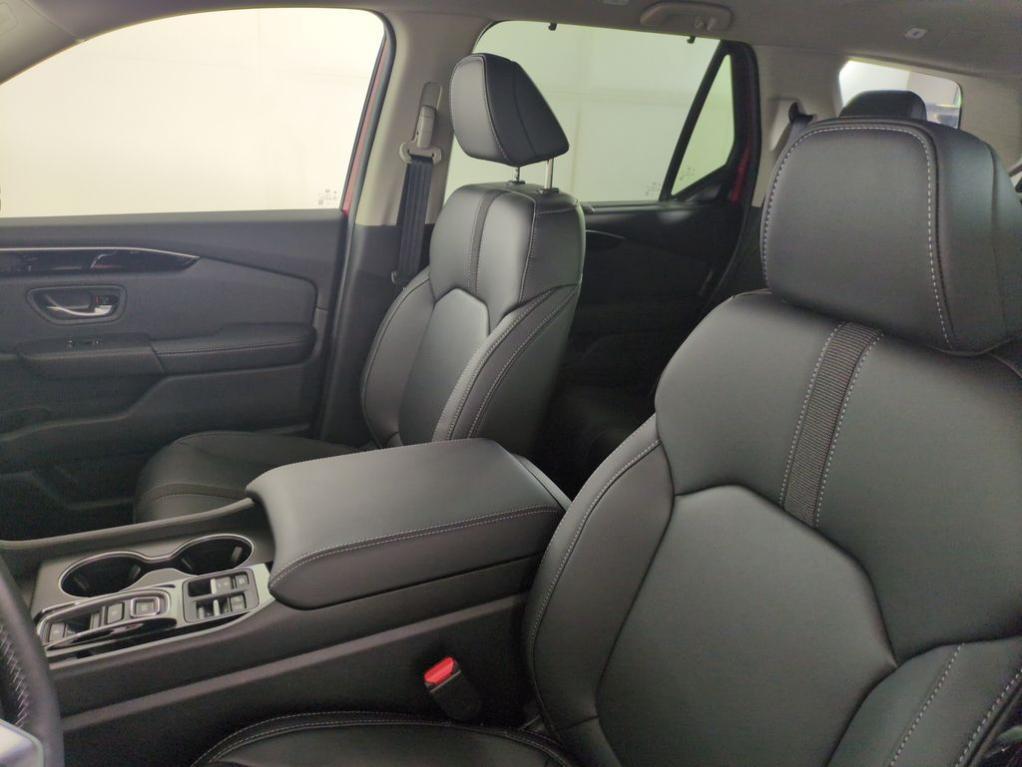 new 2025 Honda Pilot car, priced at $54,404