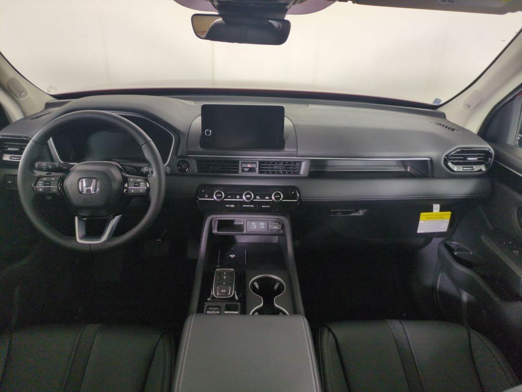 new 2025 Honda Pilot car, priced at $54,404