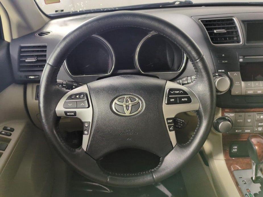 used 2012 Toyota Highlander car, priced at $11,903