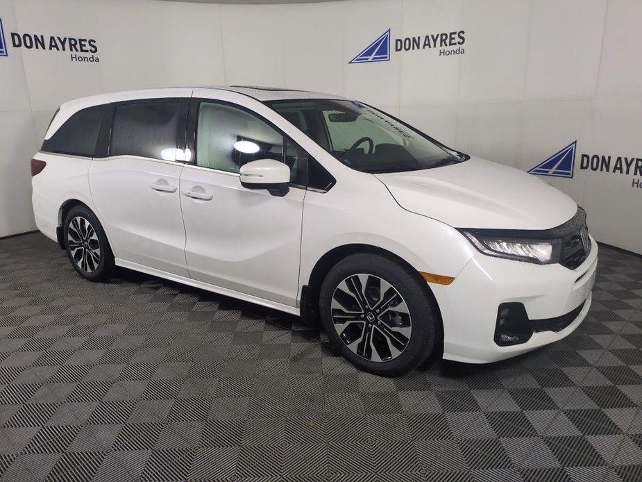 new 2025 Honda Odyssey car, priced at $52,730