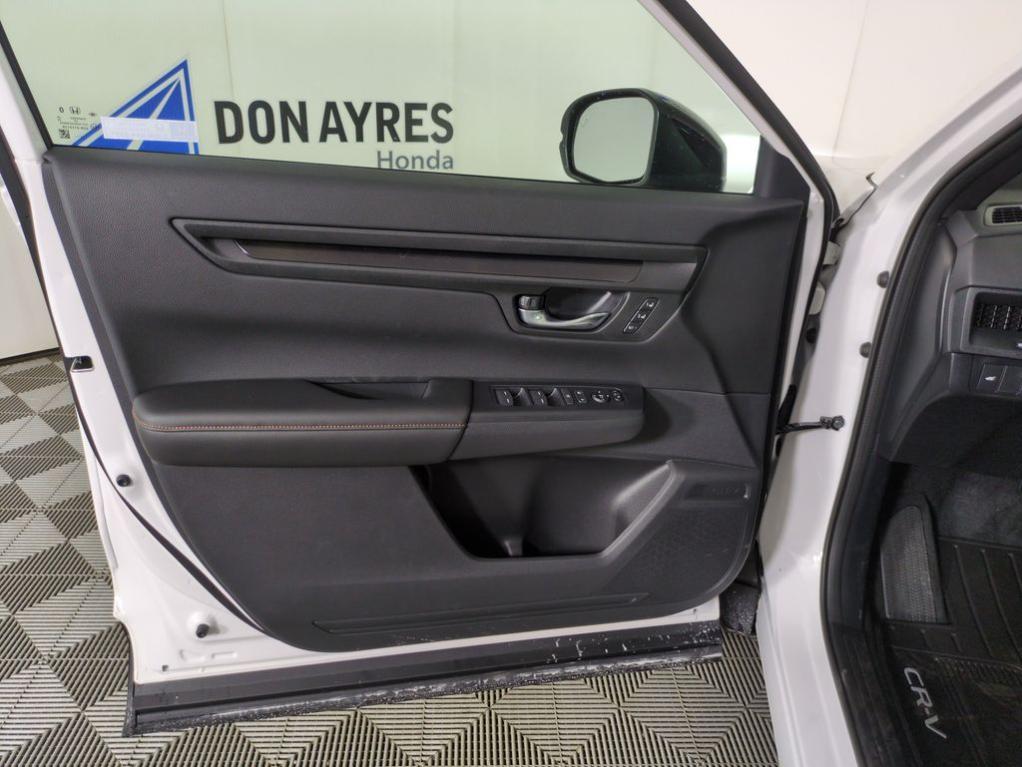 new 2026 Honda CR-V Hybrid car, priced at $43,029
