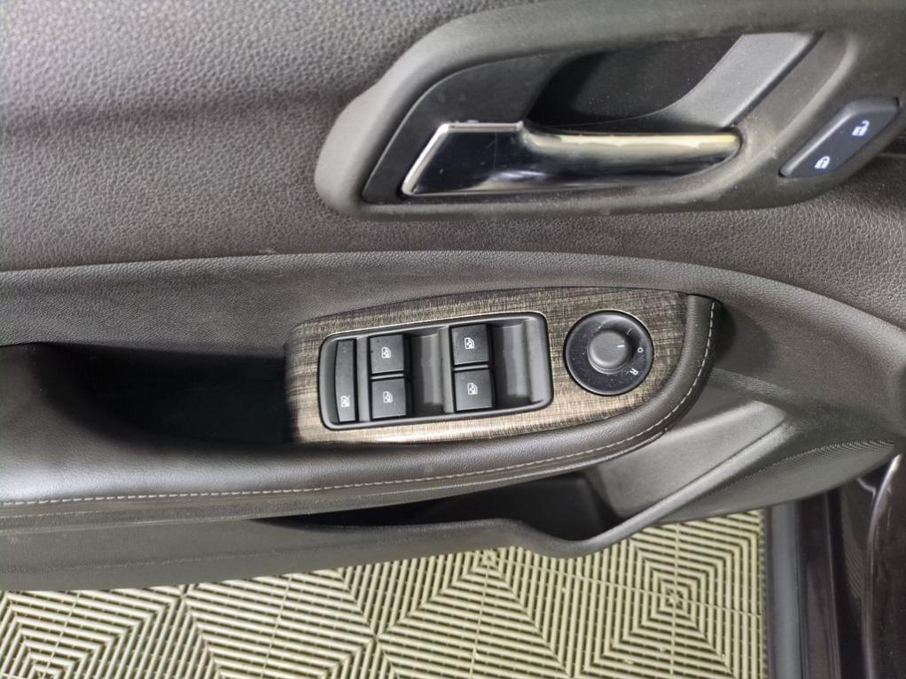 used 2015 Chevrolet Malibu car, priced at $9,643