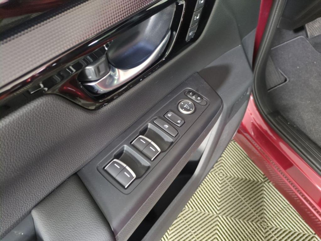new 2025 Honda CR-V Hybrid car, priced at $42,950