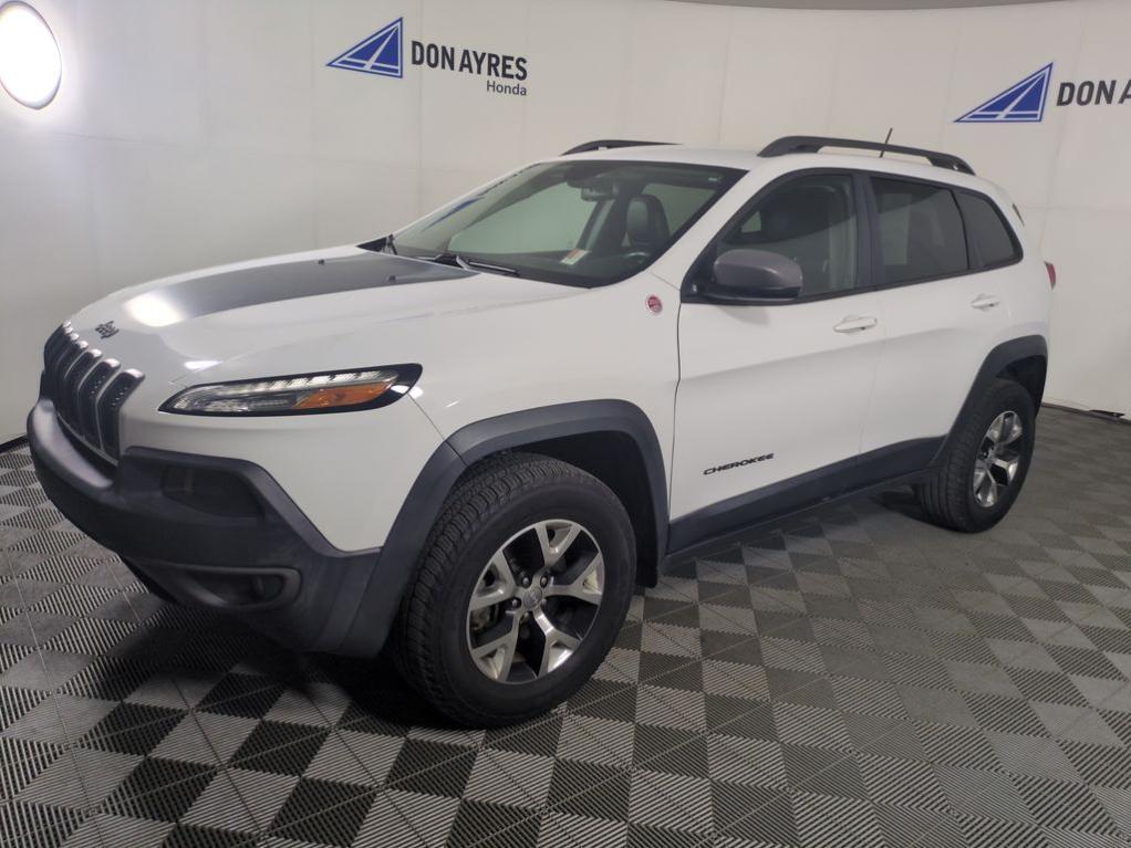 used 2015 Jeep Cherokee car, priced at $14,599
