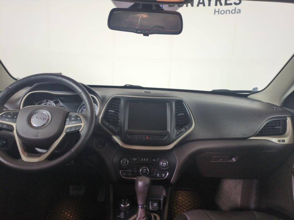used 2015 Jeep Cherokee car, priced at $14,599