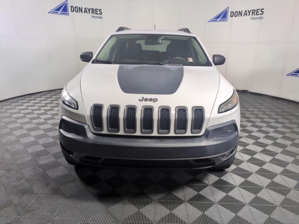 used 2015 Jeep Cherokee car, priced at $14,599