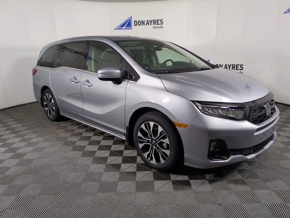 new 2025 Honda Odyssey car, priced at $52,275